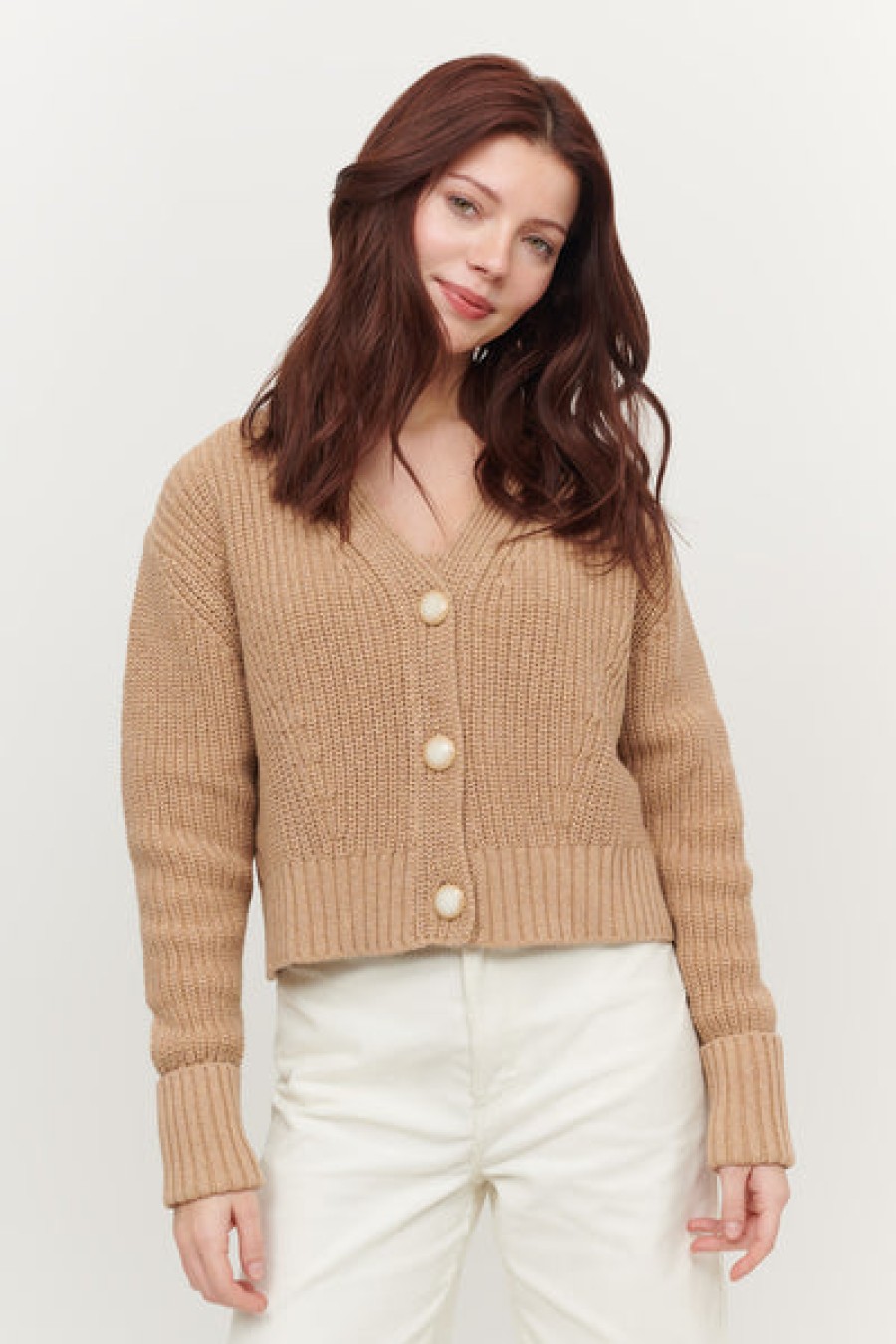 &Isla Celia Ribbed Vee Cardigan Aw23